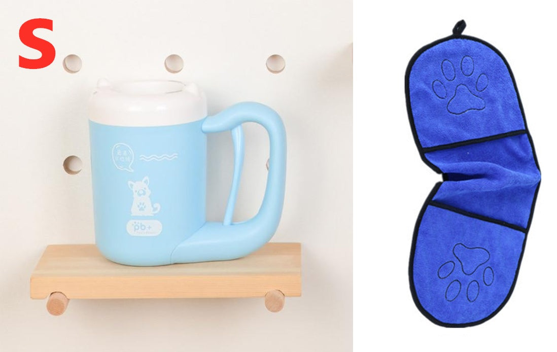 Silicone Pet Paw Cleaner Cup Foot Washing Brush - Snoopy Doo