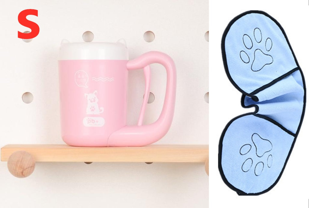 Silicone Pet Paw Cleaner Cup Foot Washing Brush - Snoopy Doo