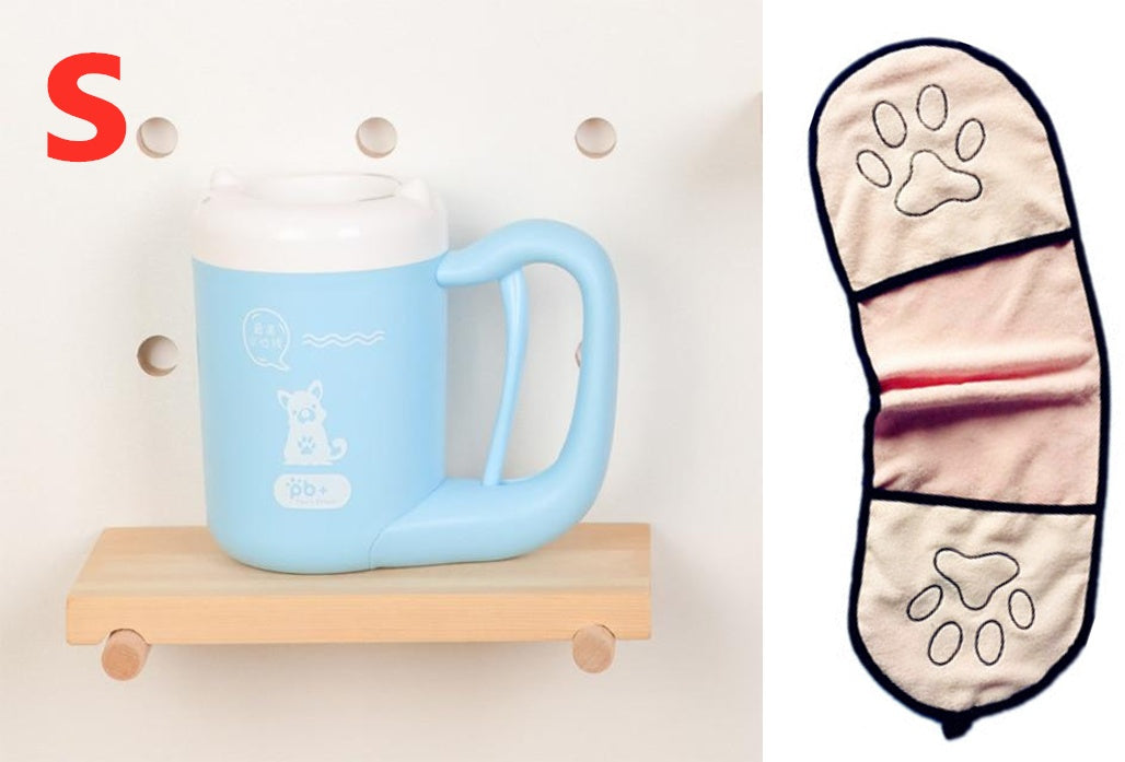 Silicone Pet Paw Cleaner Cup Foot Washing Brush - Snoopy Doo